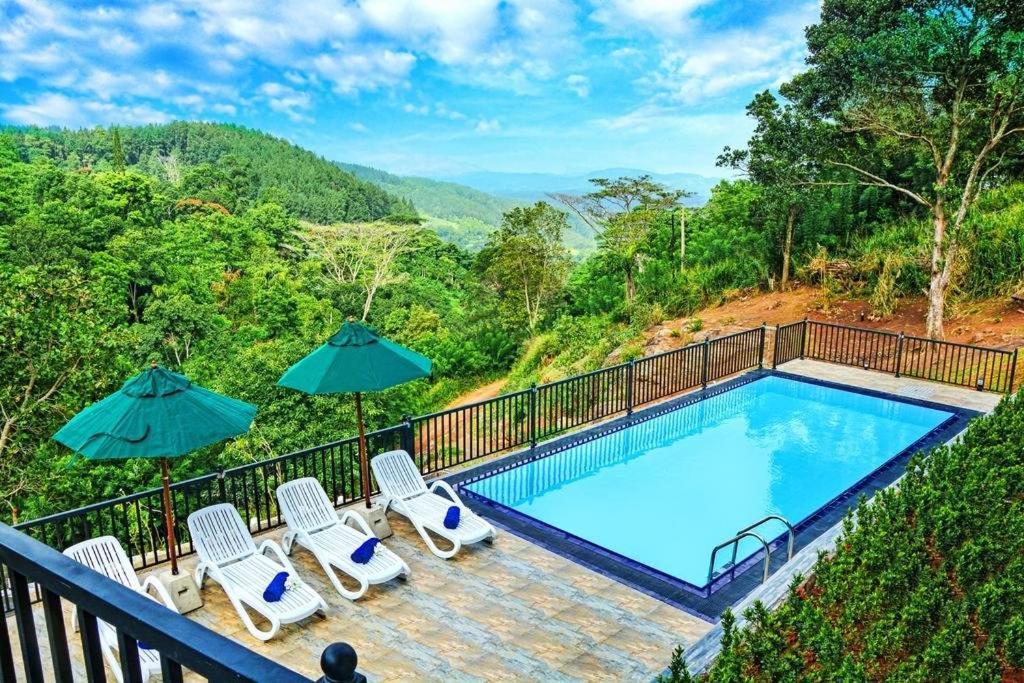 The Grand Hills Hotell Kandy Exteriör bild