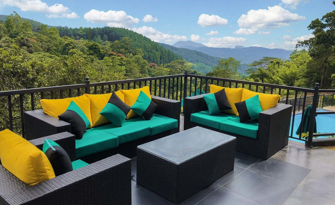 The Grand Hills Hotell Kandy Exteriör bild