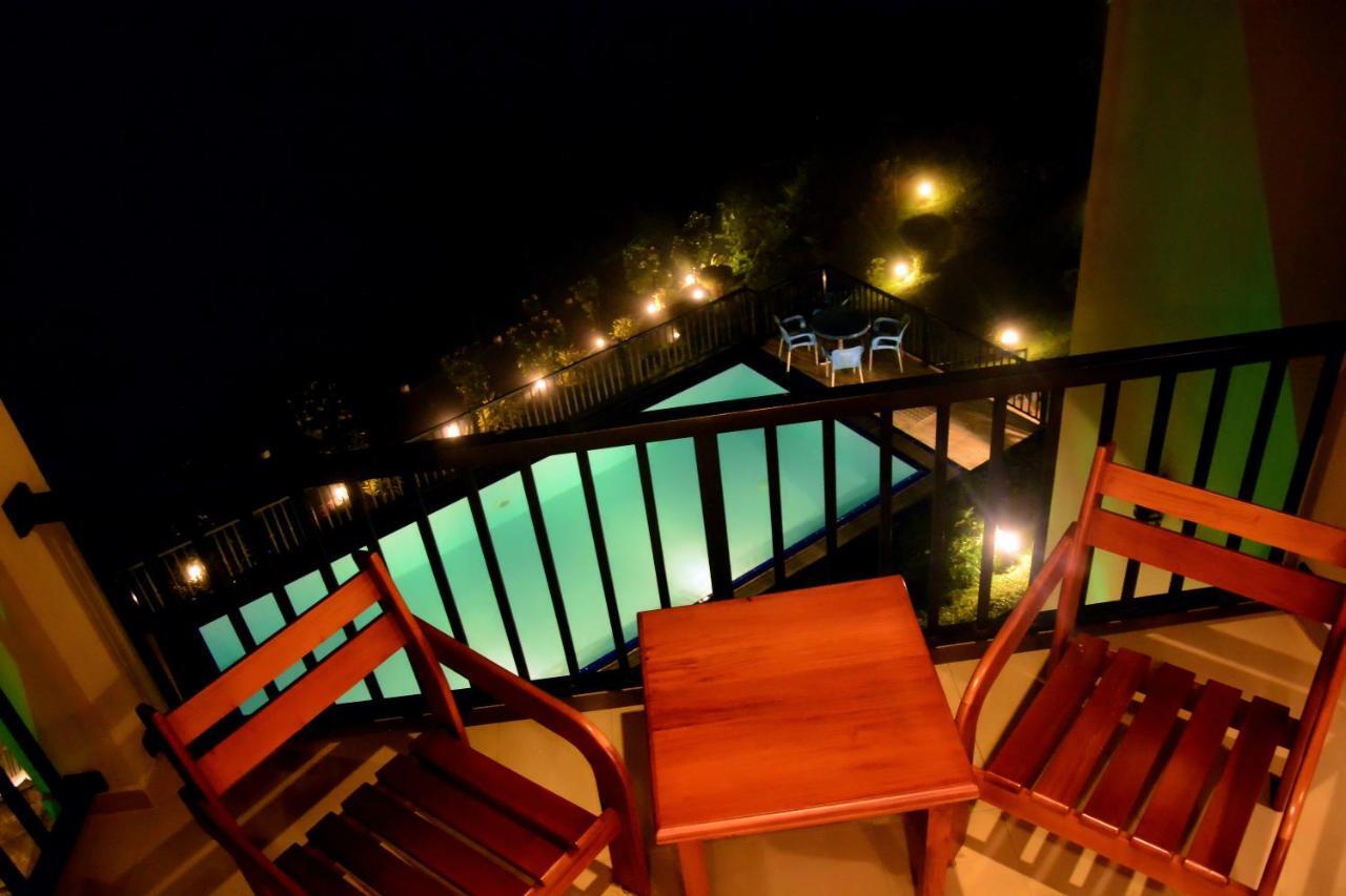 The Grand Hills Hotell Kandy Exteriör bild
